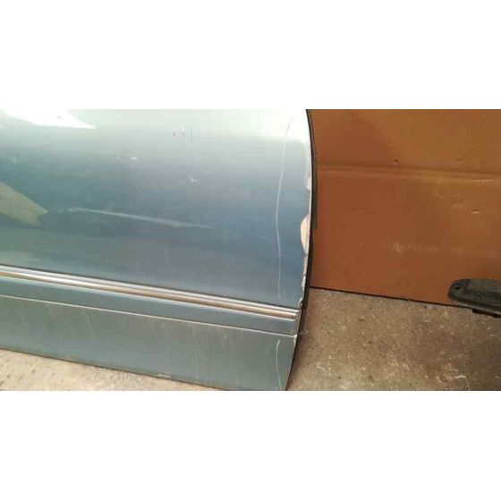 Puerta Delantera Derecha Para Mercedes Clase Clk Coupe