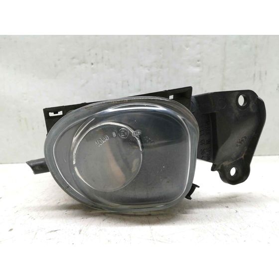 Faro Antiniebla Izquierdo para Audi A6 Avant (C4)