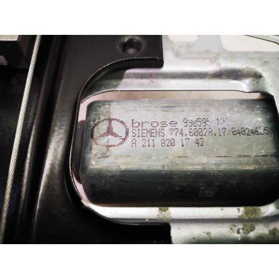 Elevalunas Delantero Derecho Para Mercedes Clase C  Berlina