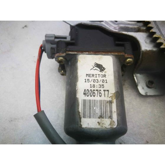 Elevalunas Delantero Derecho Para Mg Rover Serie 45