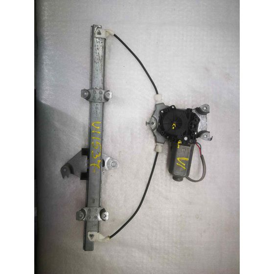 Elevalunas Delantero Derecho para Nissan Primera Berlina (P11)