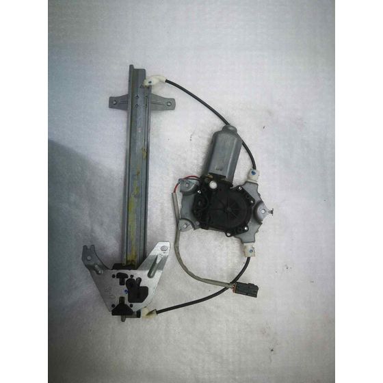 Elevalunas Trasero Derecho para Nissan Primera Berlina (P11)