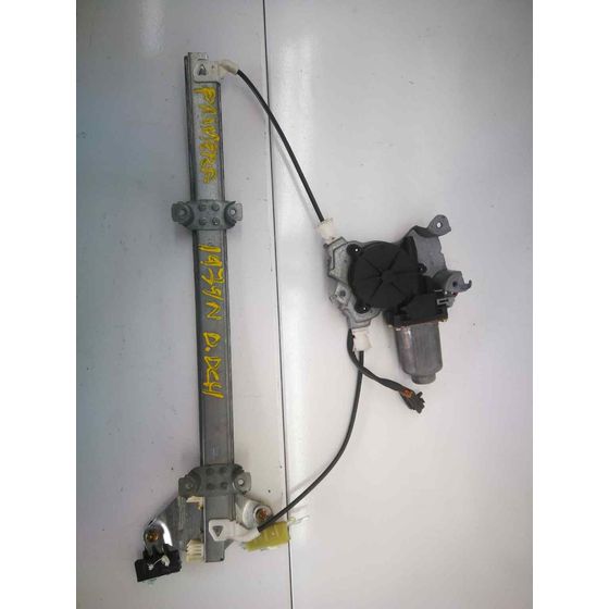 Elevalunas Delantero Derecho Para Nissan Primera Berlina