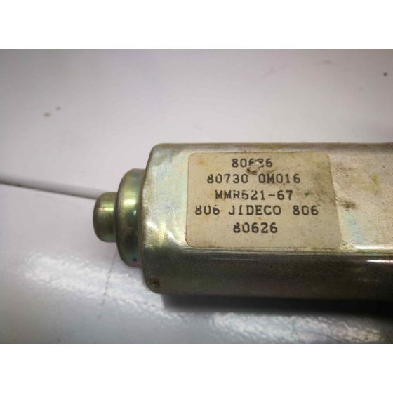 Elevalunas Delantero Derecho para Nissan Almera (N15)