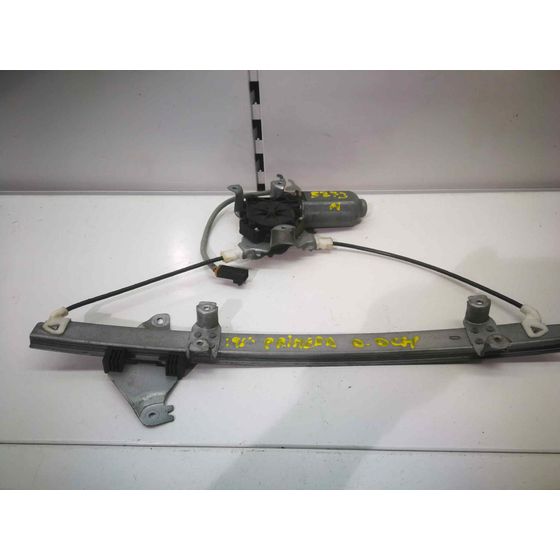 Elevalunas Delantero Derecho Para Nissan Primera Berlina
