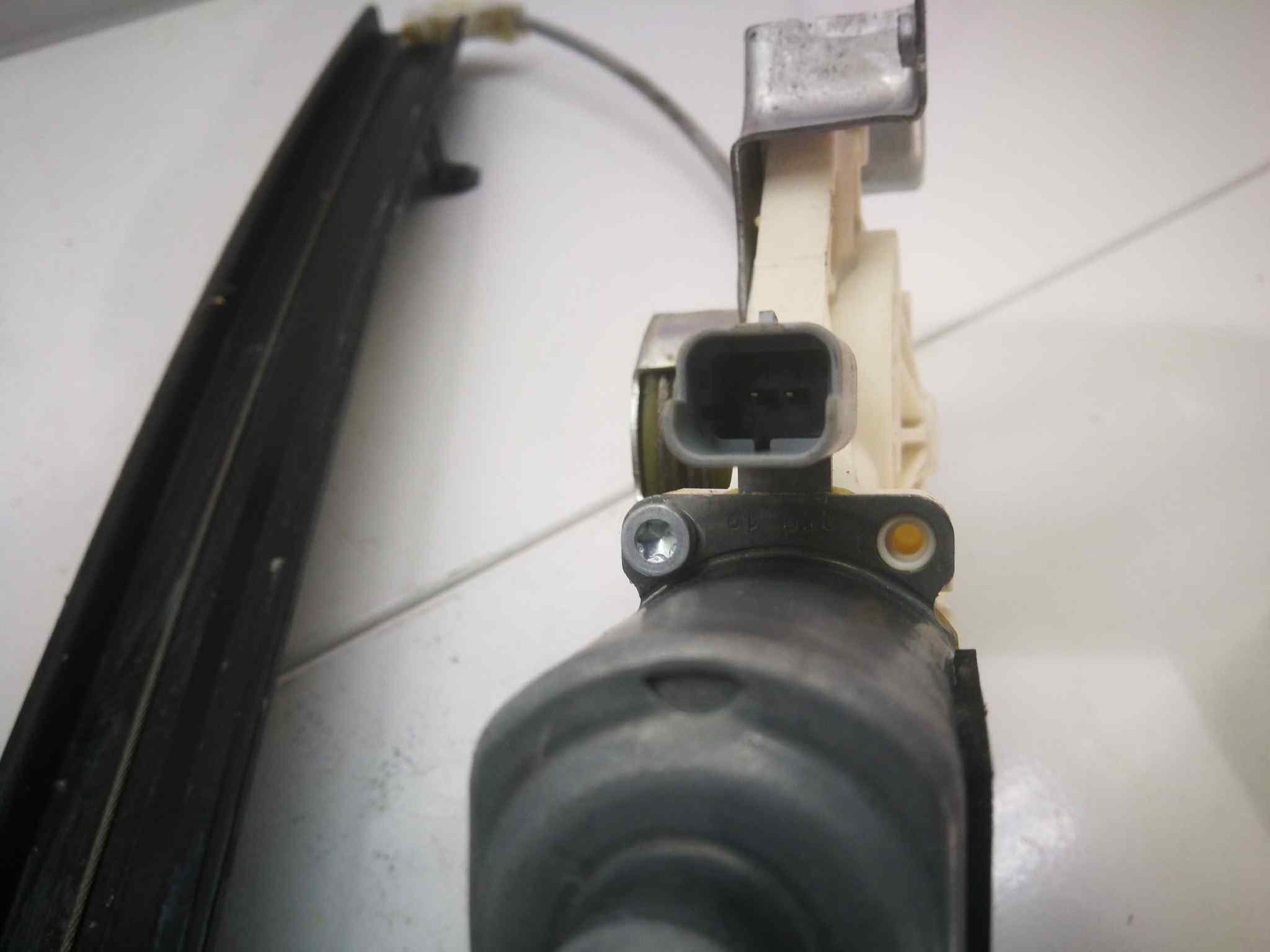 Elevalunas Delantero Izquierdo Para Nissan Micra