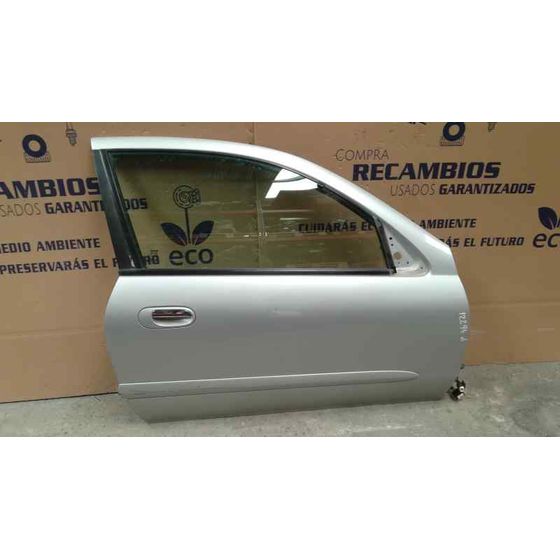 Puerta Delantera Derecha Para Nissan Almera