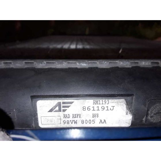 Radiador Agua Para Volkswagen Sharan
