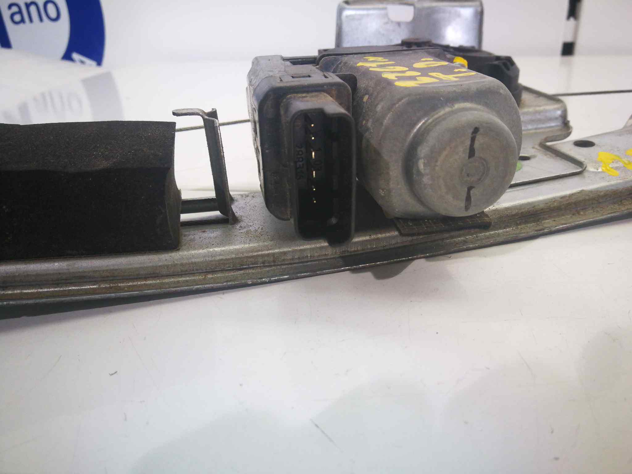 Elevalunas Trasero Derecho Para Renault Megane Ii Classic Berlina
