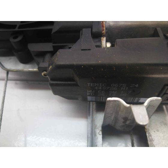 Elevalunas Trasero Derecho Para Renault Megane Ii Classic Berlina