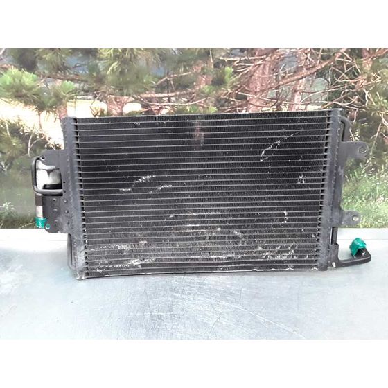 Condensador / Radiador Aire Acondicionado Para Volkswagen Bora Berlina