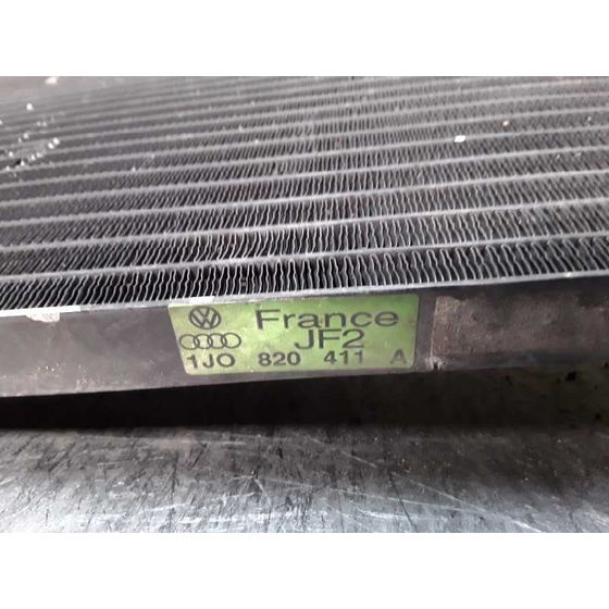 Condensador / Radiador Aire Acondicionado Para Volkswagen Bora Berlina