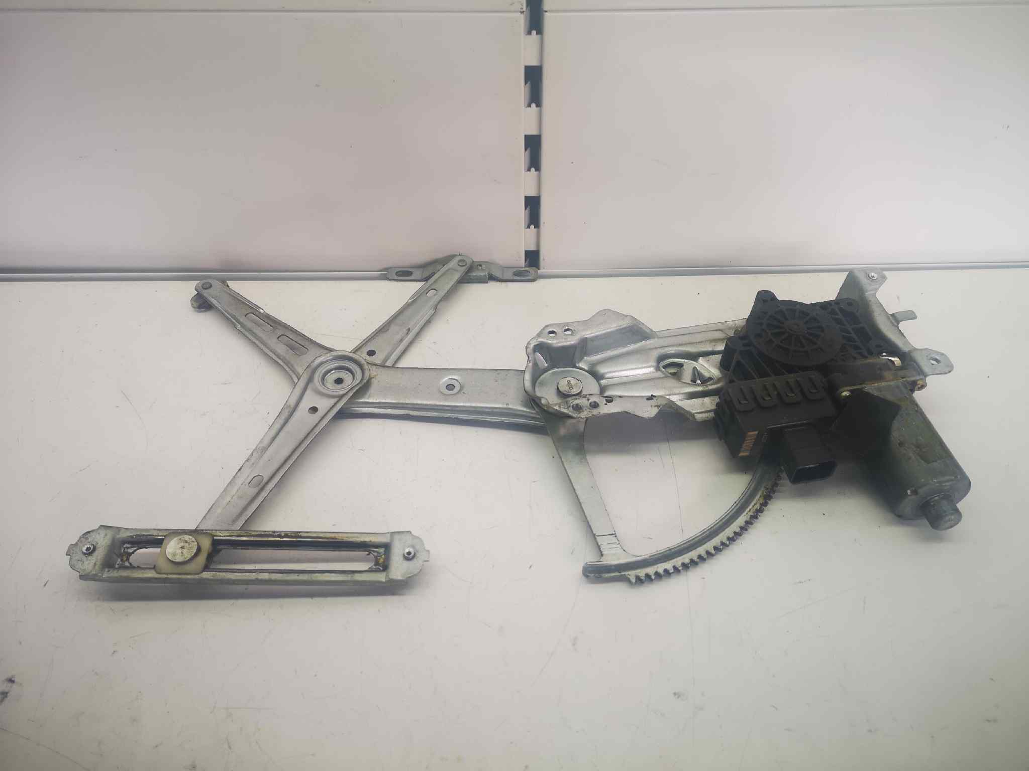 Elevalunas Delantero Izquierdo Para Opel Astra G Berlina