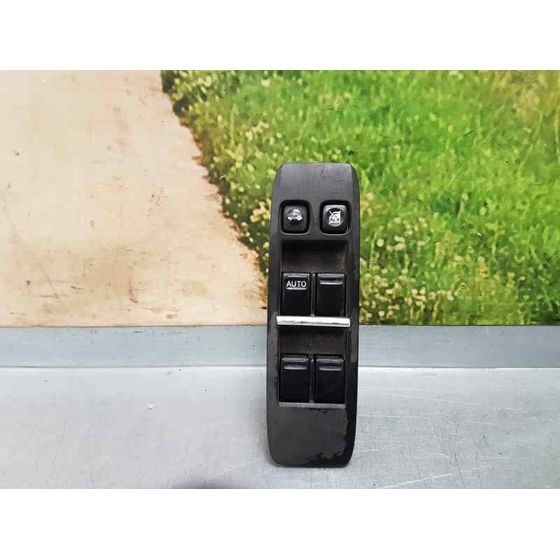 Mando Elevalunas Delantero Izquierdo Para Nissan Primera Berlina