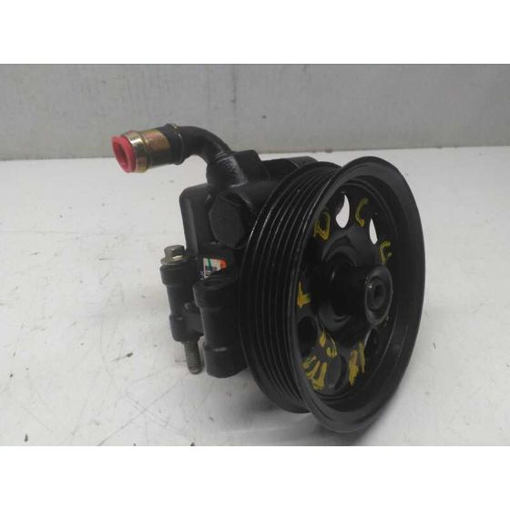 Bomba Direccion para Ford Focus Berlina (Cap)