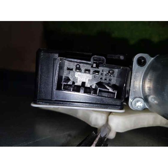 Elevalunas Trasero Derecho Para Volkswagen Polo