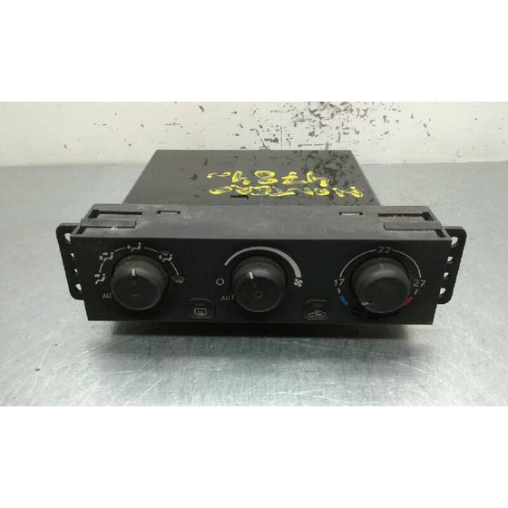 Mando Climatizador para Mitsubishi Montero (V60/V70)