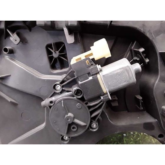 Elevalunas Delantero Izquierdo Para Ford Fiesta