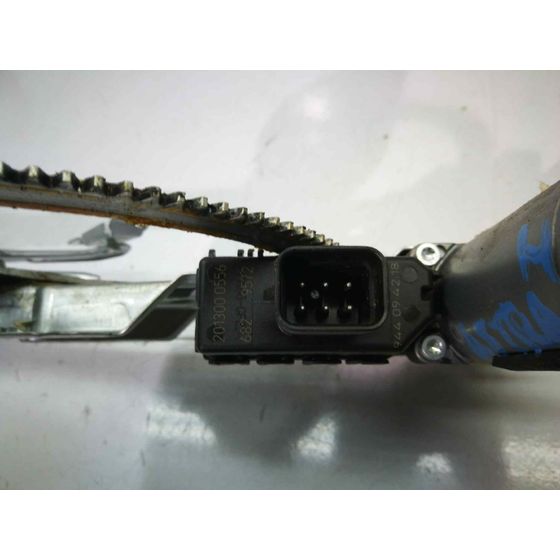 Elevalunas Delantero Derecho Para Opel Astra H Berlina