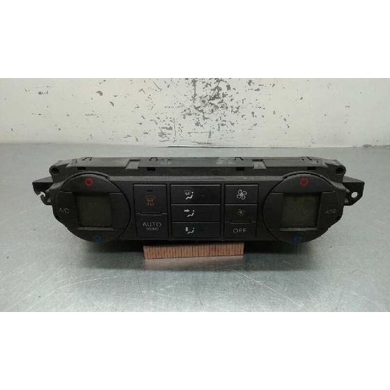 Mando Climatizador para Ford Focus Berlina (Cap)