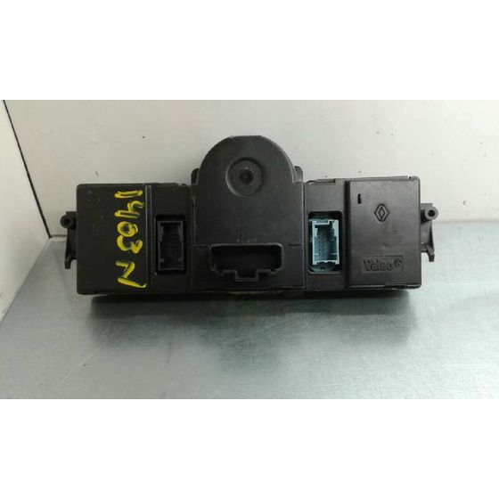 Mando Climatizador para Renault Megane Ii Berlina 5P