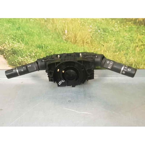 Mando Luces Y Limpia Para Mazda 2 Lim.