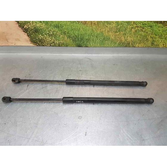 Amortiguadores Maletero / Porton Para Mazda 2 Lim.