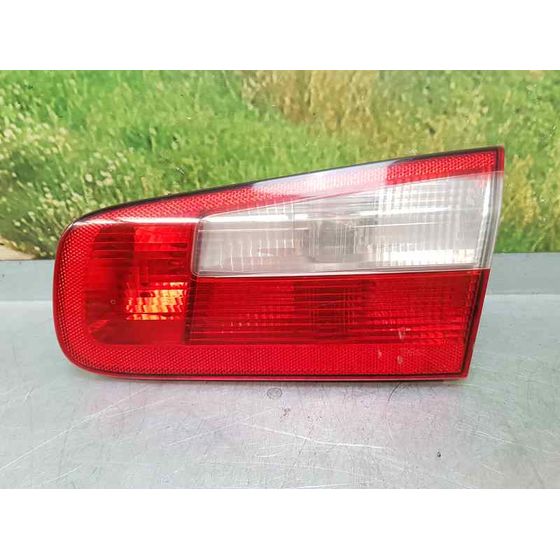 Piloto Trasero Derecho Para Renault Laguna Ii