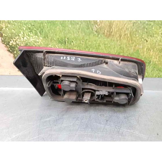 Piloto Trasero Derecho Para Renault Laguna Ii