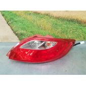 Piloto Trasero Derecho Para Mazda 2 Lim.