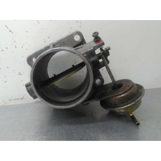 Caja Mariposa para Nissan Almera (N15)