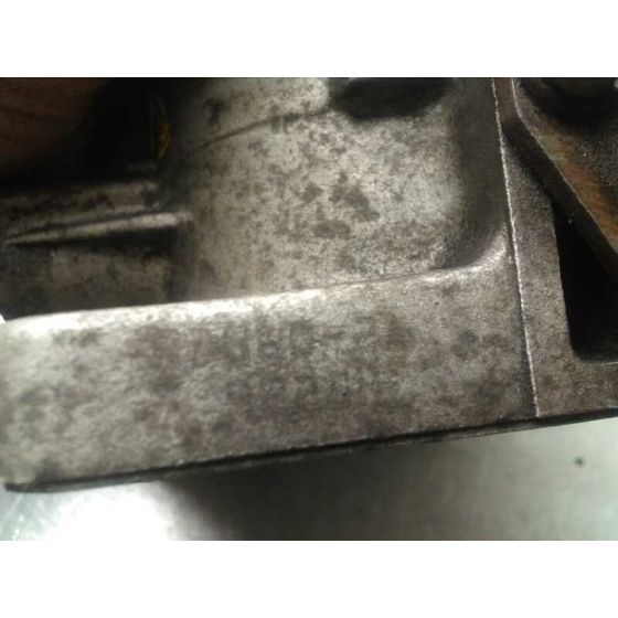 Caja Mariposa para Nissan Almera (N15)