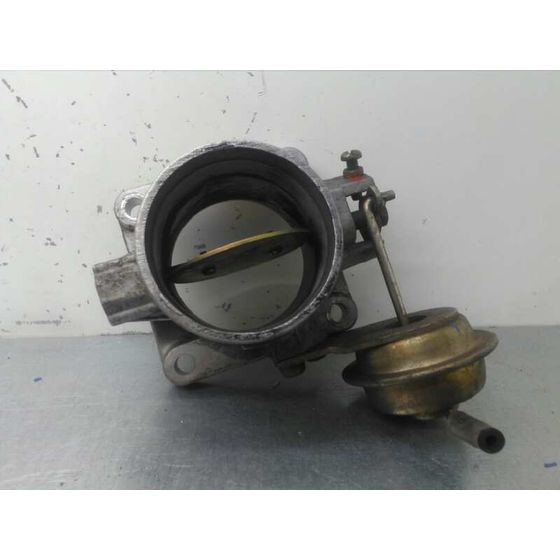 Caja Mariposa para Nissan Almera (N15)