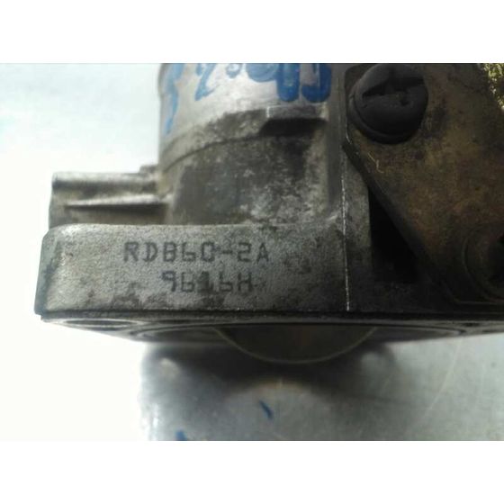 Caja Mariposa para Nissan Almera (N15)