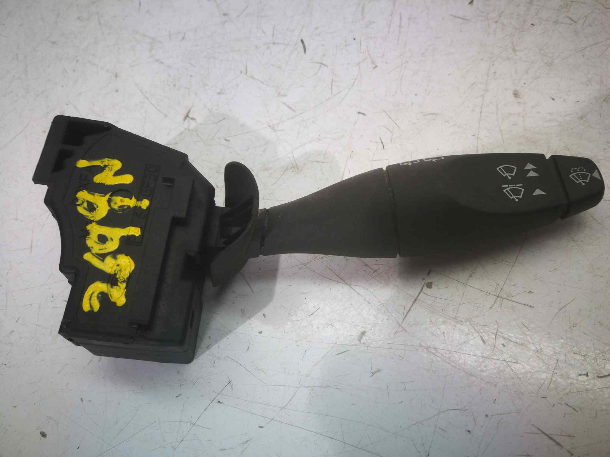 Mando Limpia Para Ford Tourneo Connect