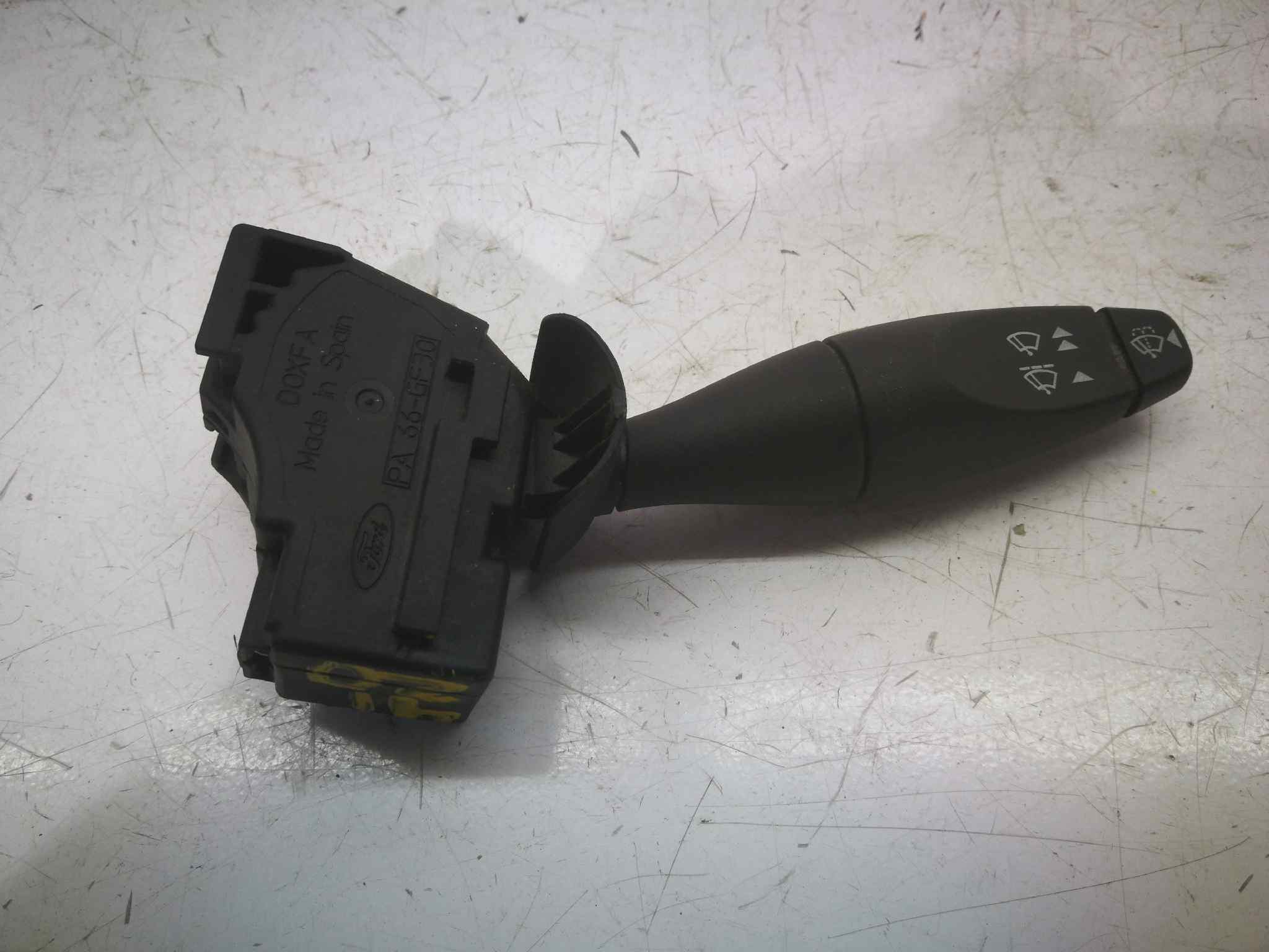 Mando Limpia Para Ford Focus Berlina