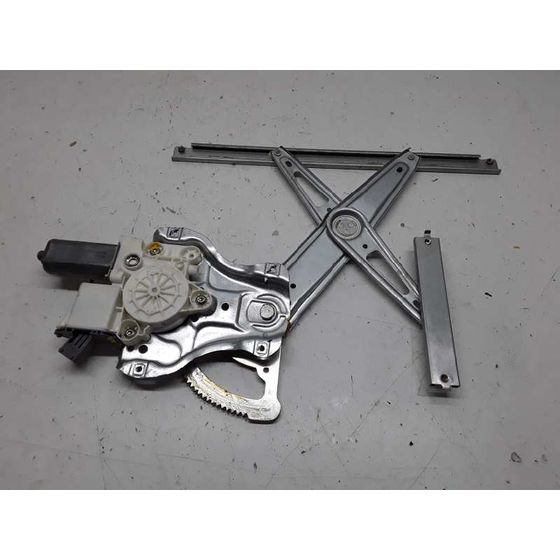 Elevalunas Delantero Derecho Para Toyota Avensis Berlina