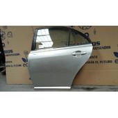 Puerta Trasera Izquierda Para Toyota Avensis Berlina