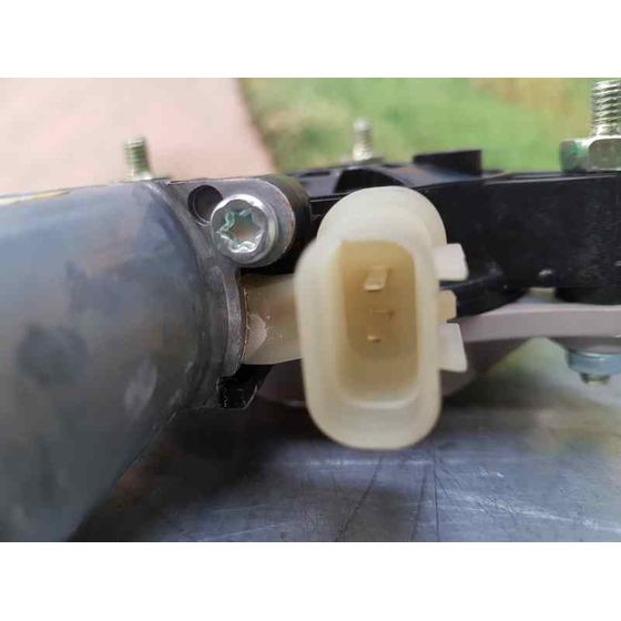Elevalunas Delantero Derecho Para Kia Stonic