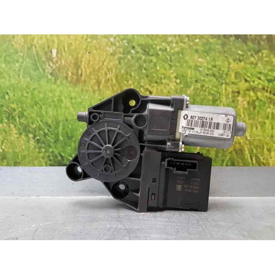Motor Elevalunas Delantero Derecho Para Renault Scenic Iii