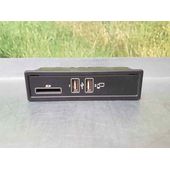 Conexion Usb/Aux para Mercedes-Benz Clase C Coupe (W205)