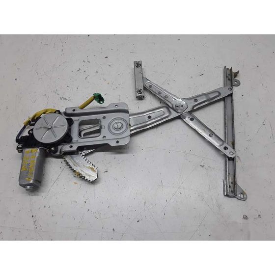 Elevalunas Trasero Izquierdo Para Subaru Legacy Berl./Familiar B12