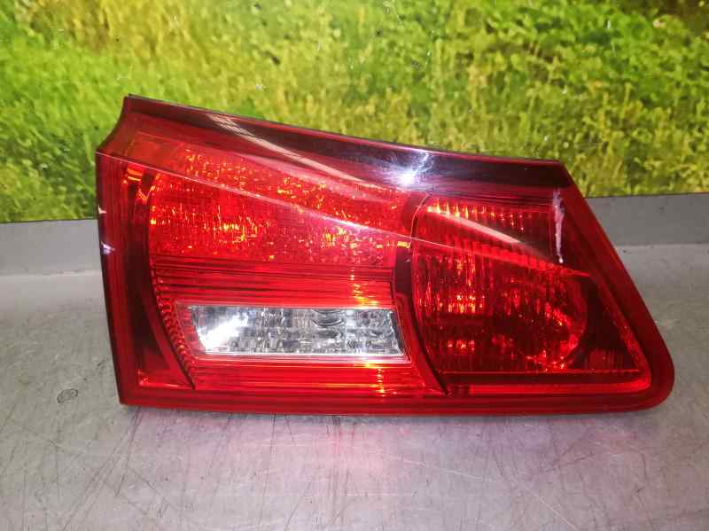 Piloto Trasero Izquierdo Para Lexus Is200