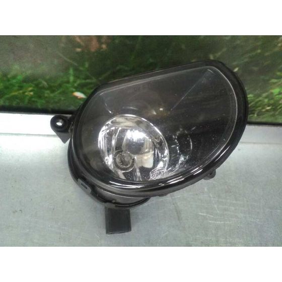 Faro Antiniebla Derecho Para Audi A3