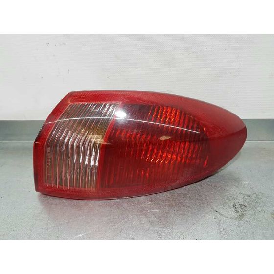 Piloto Trasero Derecho Para Alfa Romeo 147