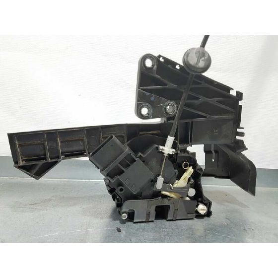 Cerradura Puerta Trasera Derecha para Ford Focus Lim. (Cb4)