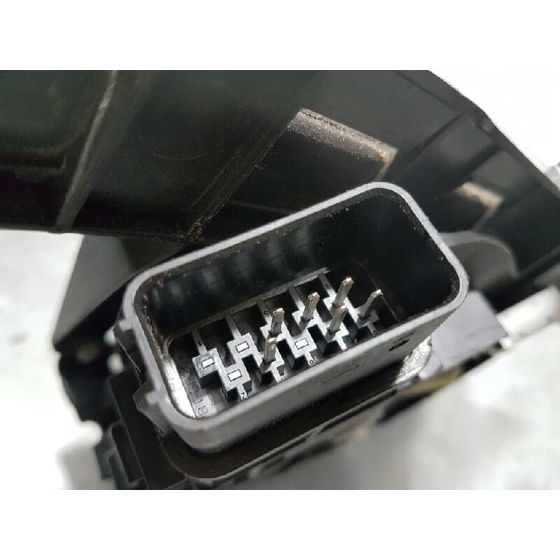 Cerradura Puerta Trasera Derecha para Ford Focus Lim. (Cb4)