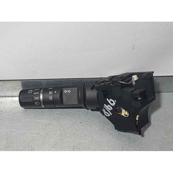 Mando Luces Para Mazda 6 Kombi