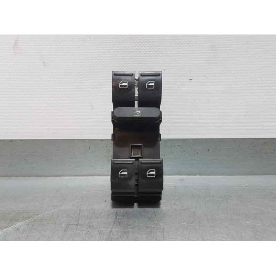 Mando Elevalunas Delantero Izquierdo Para Seat Altea Xl