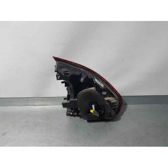 Piloto Trasero Derecho para Peugeot 2008 (--.2013->)